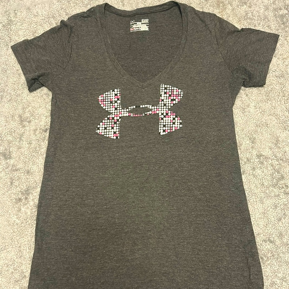 Women’s Under Armour T-shirt